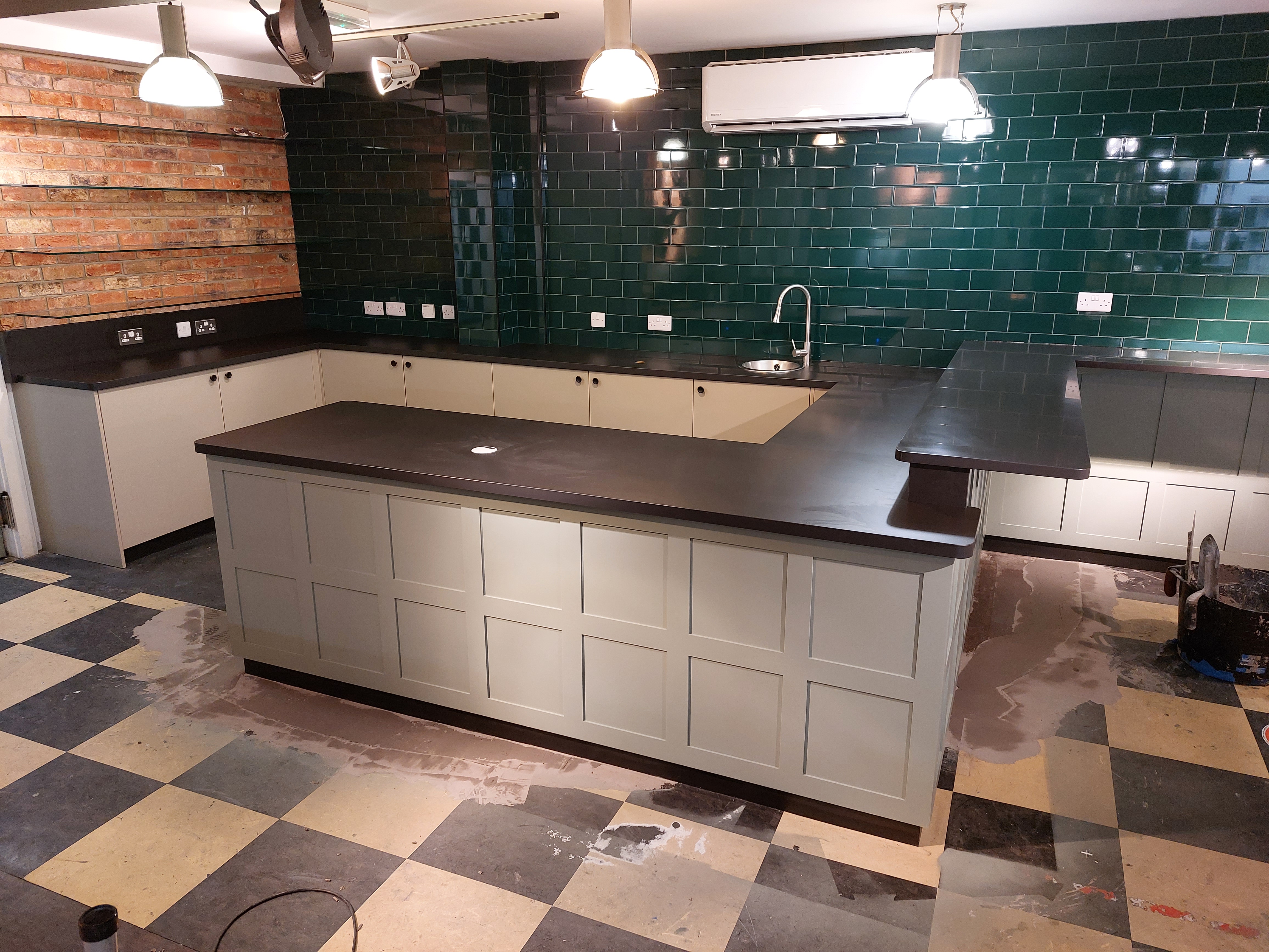 Weetons Foodhall Harrogate - Image 1